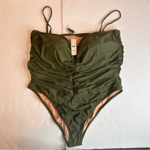 NWT J.Crew Women’s Olive Green Ruched Sweetheart One-Piece Swimsuit Plus Size 22